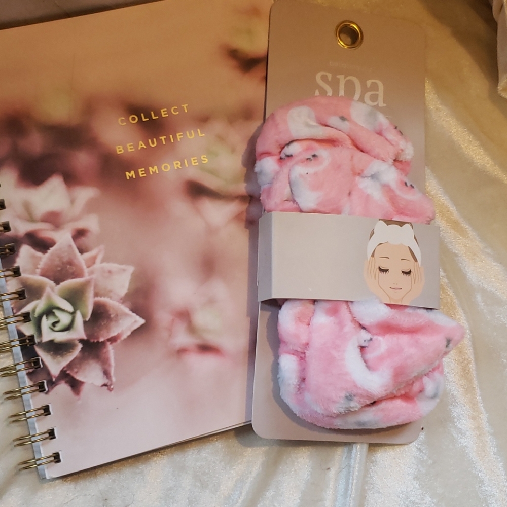 💕 NWT Swan Spa Headband